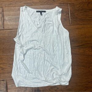 White House Black Market everyday twist hem V-Neck Tank Top NWT